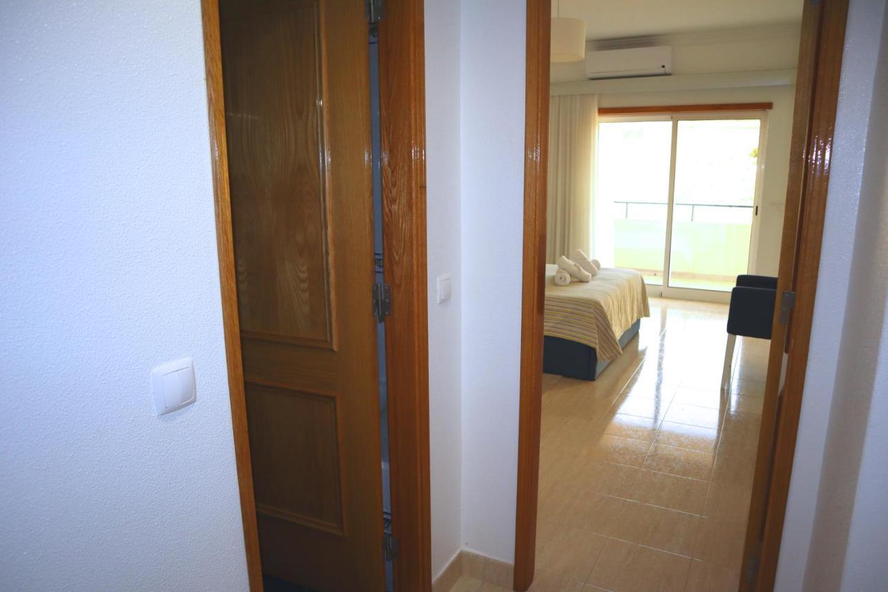 Apartamento Deolinda - Nossa Sra Da Rocha ポルシェス エクステリア 写真