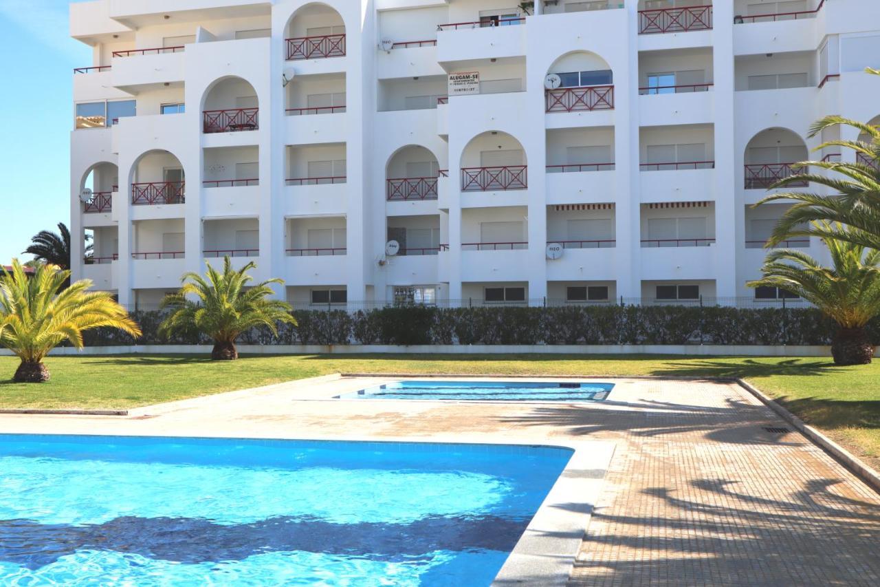 Apartamento Deolinda - Nossa Sra Da Rocha ポルシェス エクステリア 写真